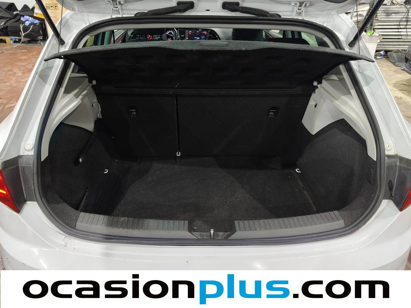 Foto Seat León SEAT León 1.4 TSI S&S ACT FR Plus DSG7 (150 CV)