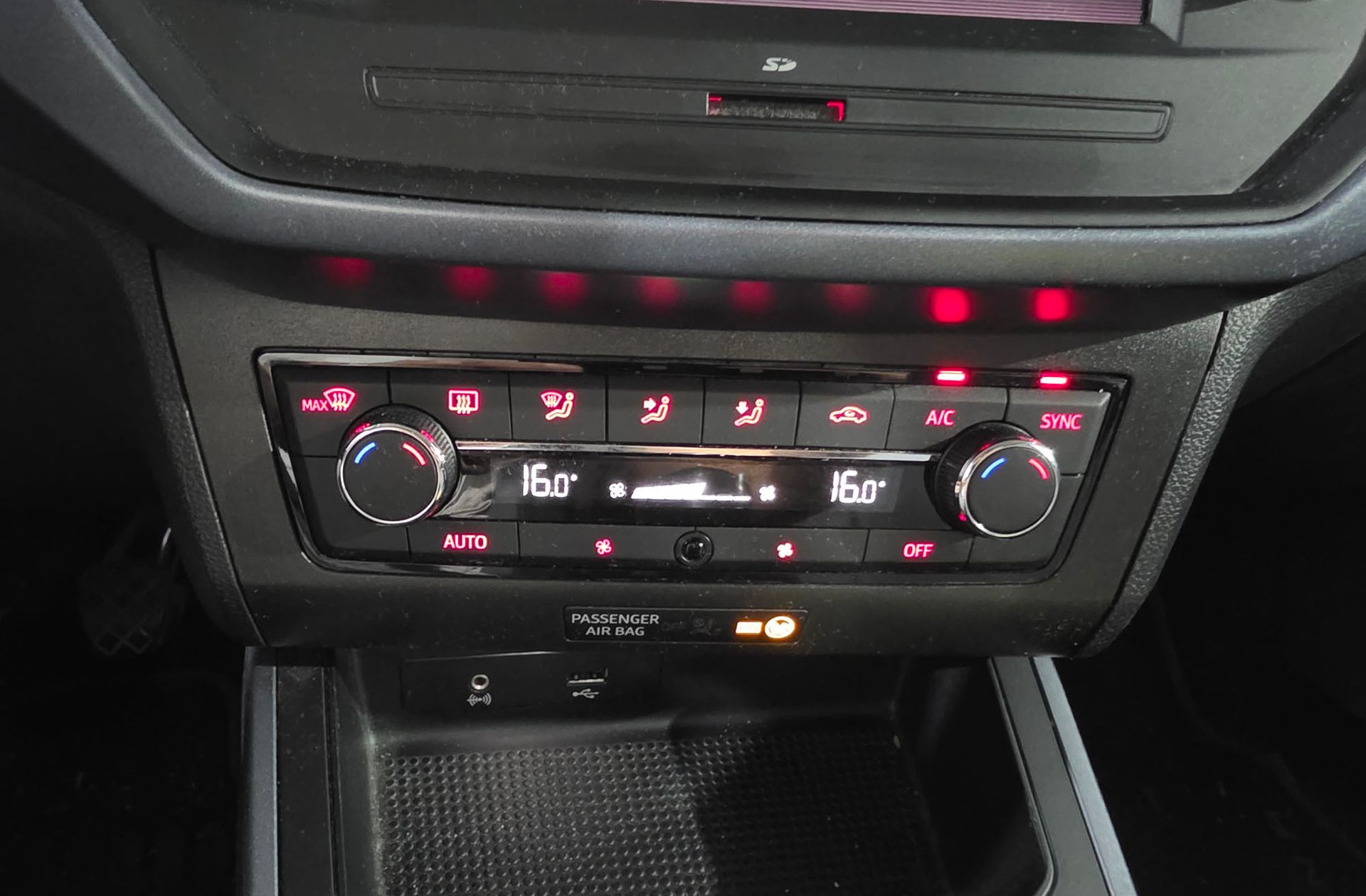 SEAT Arona 1.6 TDI Ecomotive Style - foto 26