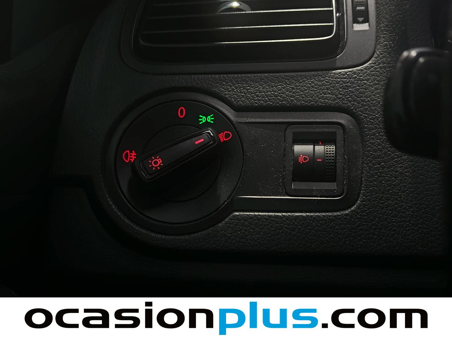 Extras y acabados del Volkswagen Polo Volkswagen Polo 1.4 TDI BMT (75 CV)