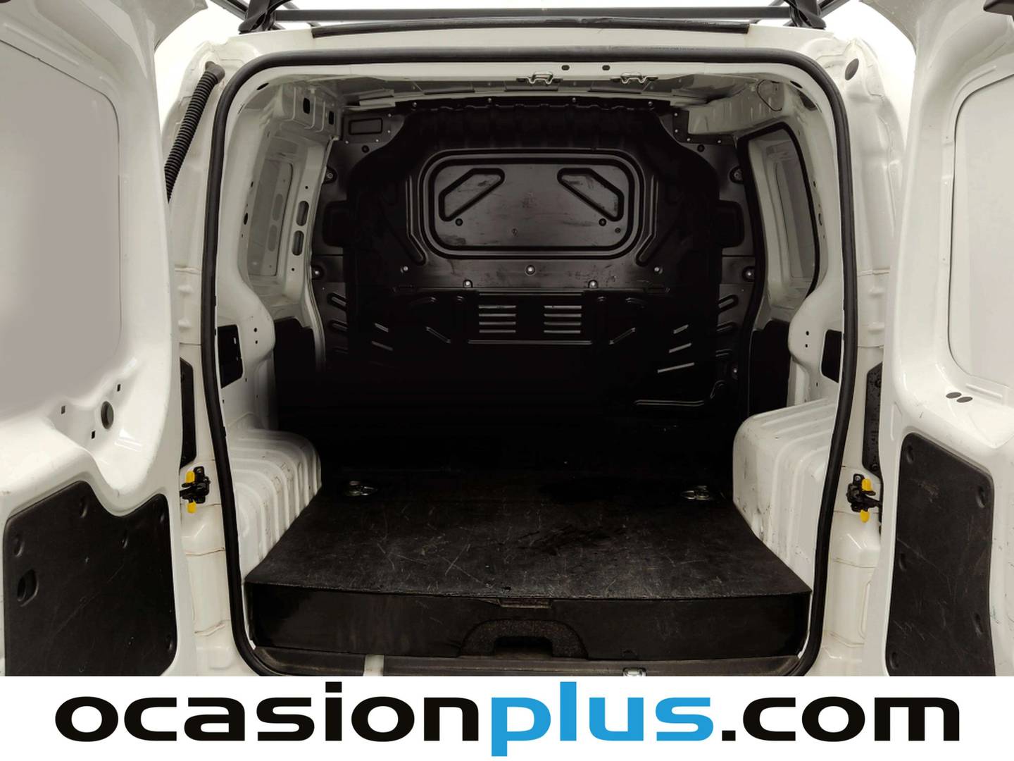 Foto asientos traseros Fiat Fiorino Fiat Fiorino Cargo Base 1.4 Natural Power (70CV)