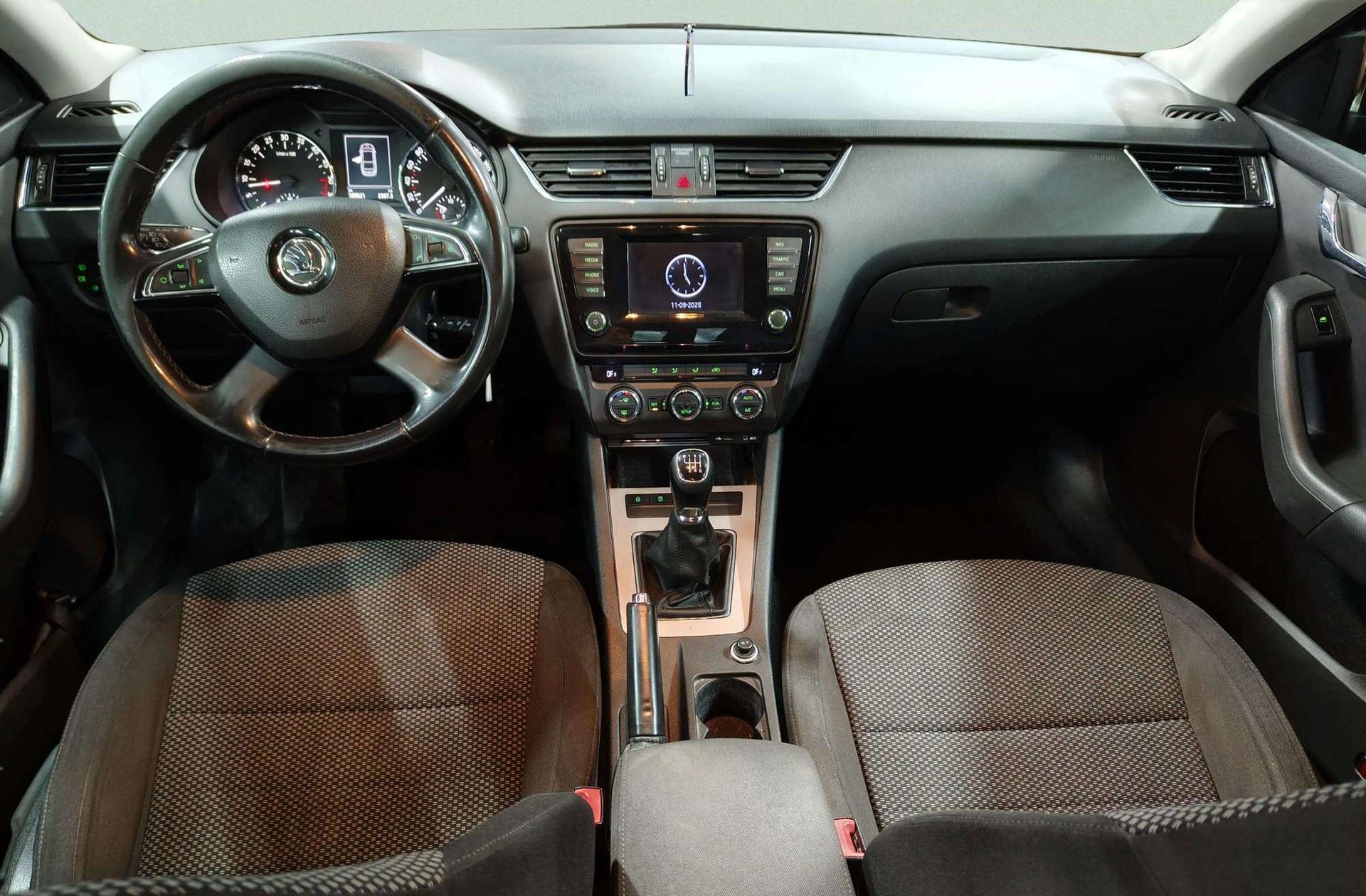 Škoda Octavia 2.0 TDI CR Ambition - foto 6