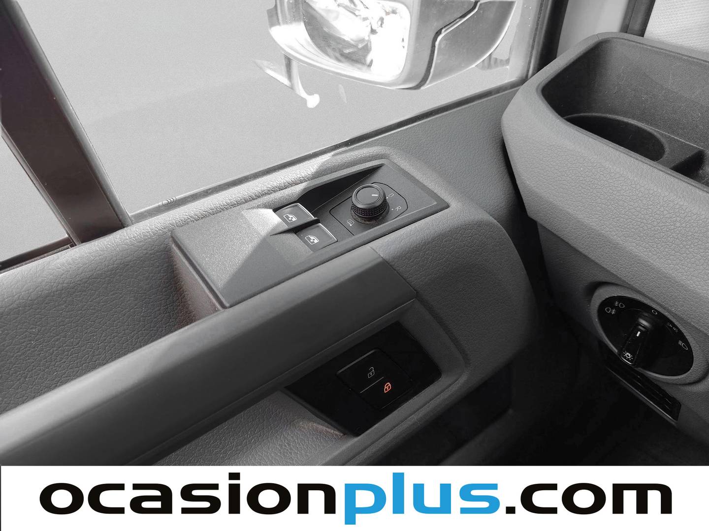 Accesorios del Volkswagen Crafter Volkswagen Crafter Furgon Furgon Batalla Media TN 2.0 TDI L3H2 (102 CV) 3.000