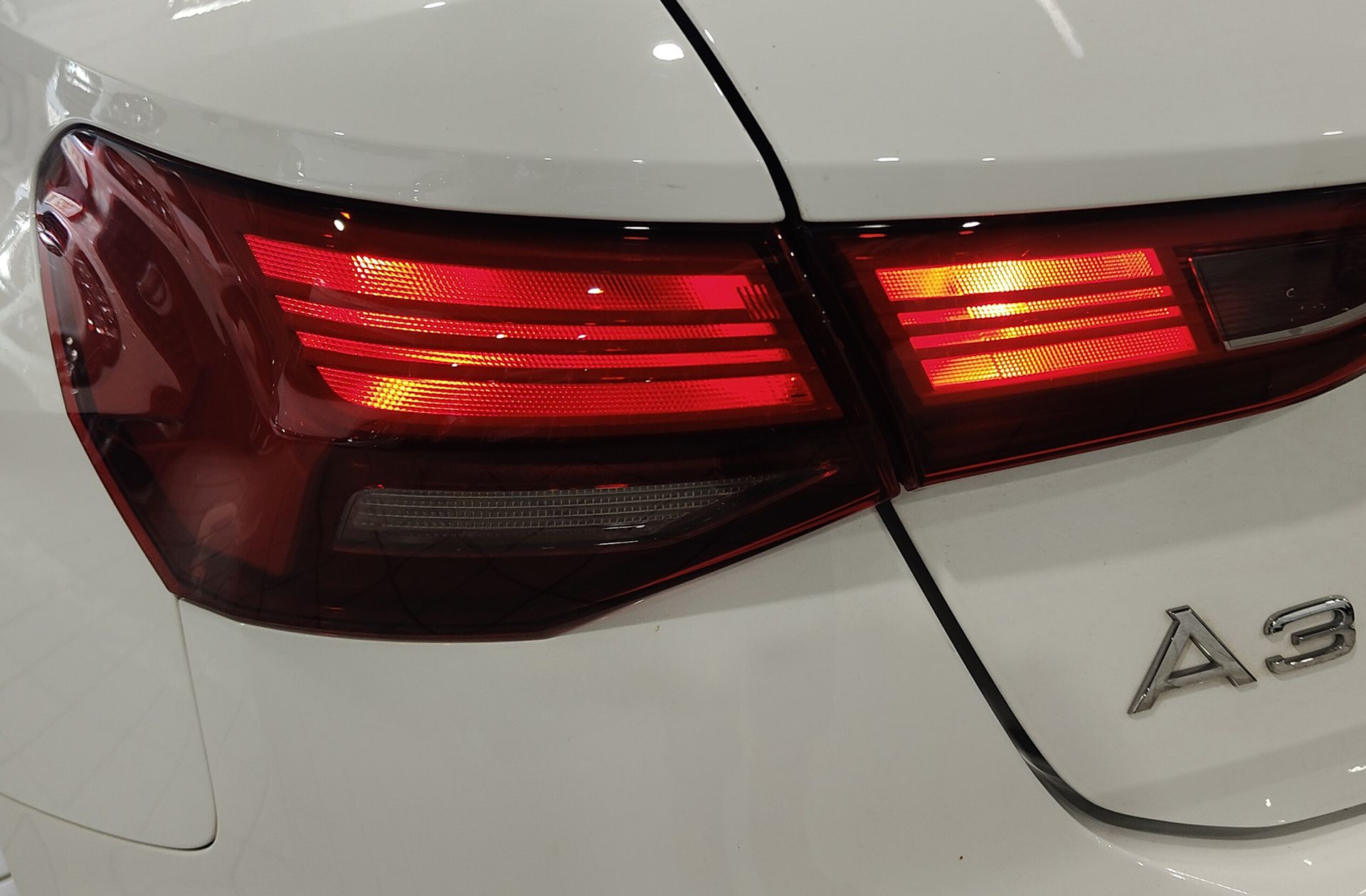 Audi A3 Sportback 35 TDI S tronic - foto 13