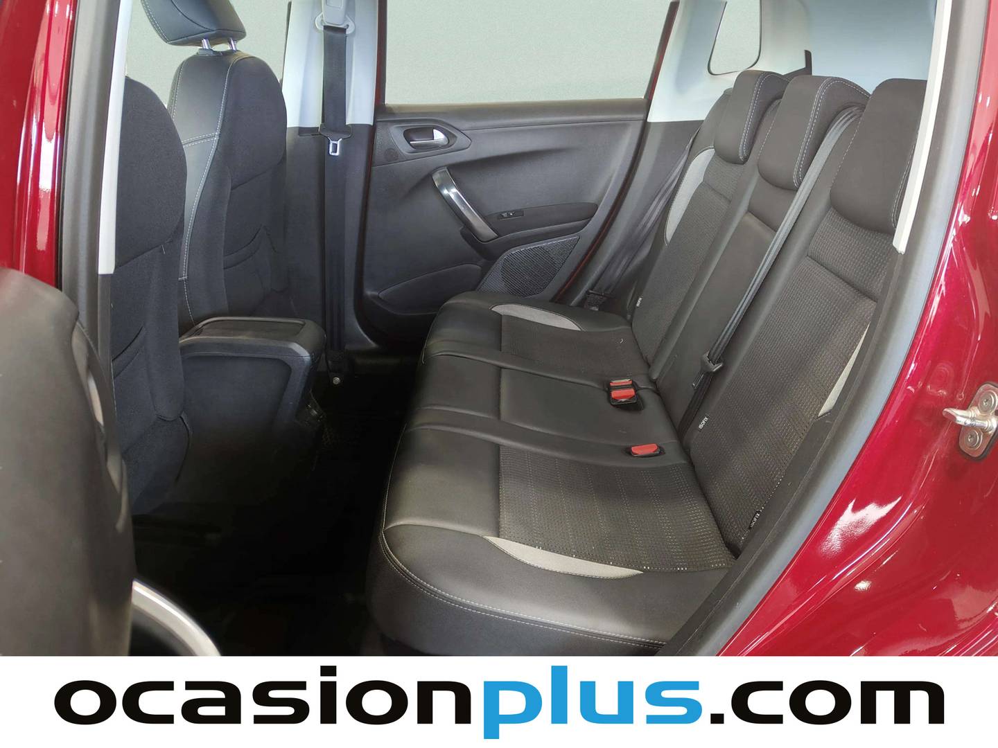 Foto asientos traseros Peugeot 2008 Peugeot 2008 PureTech 110 S&S Allure (110 CV)