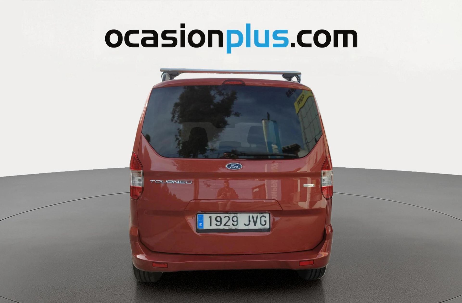 Ford Tourneo Courier 1.0 EcoBoost Titanium - foto 11