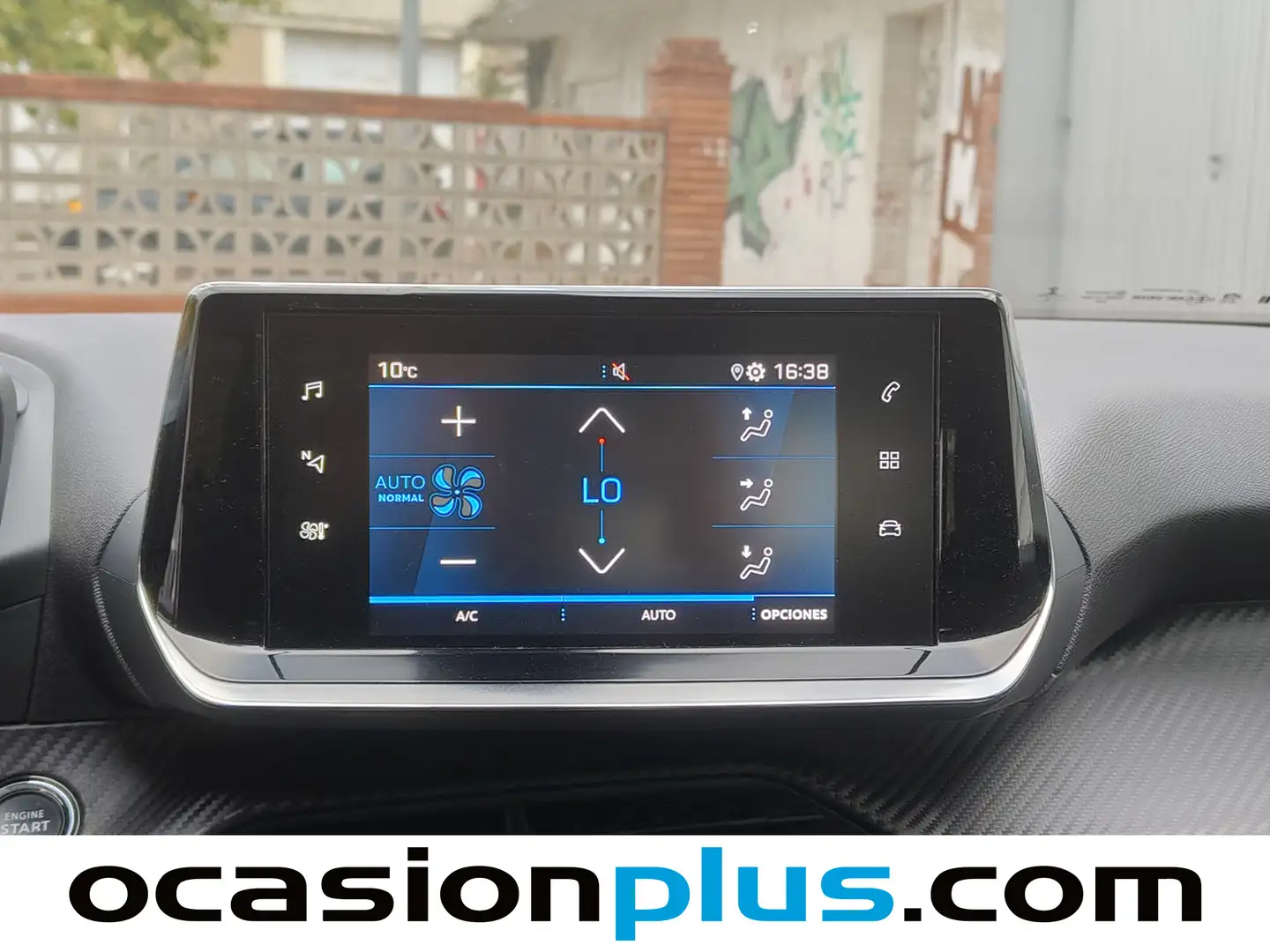 Foto Peugeot 2008 Peugeot 2008 PureTech 130 S&S Allure Pack EAT8 (130 CV)