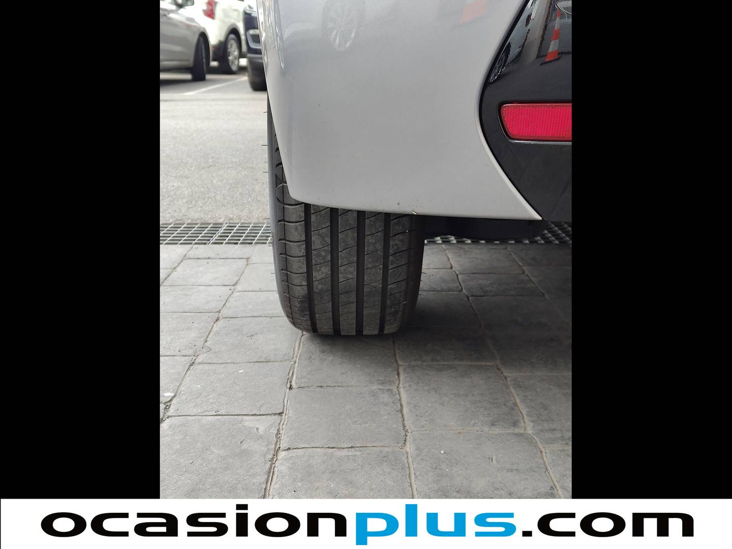 Foto Peugeot 208 Peugeot 208 Allure Hybrid eDCS6 (110 CV)