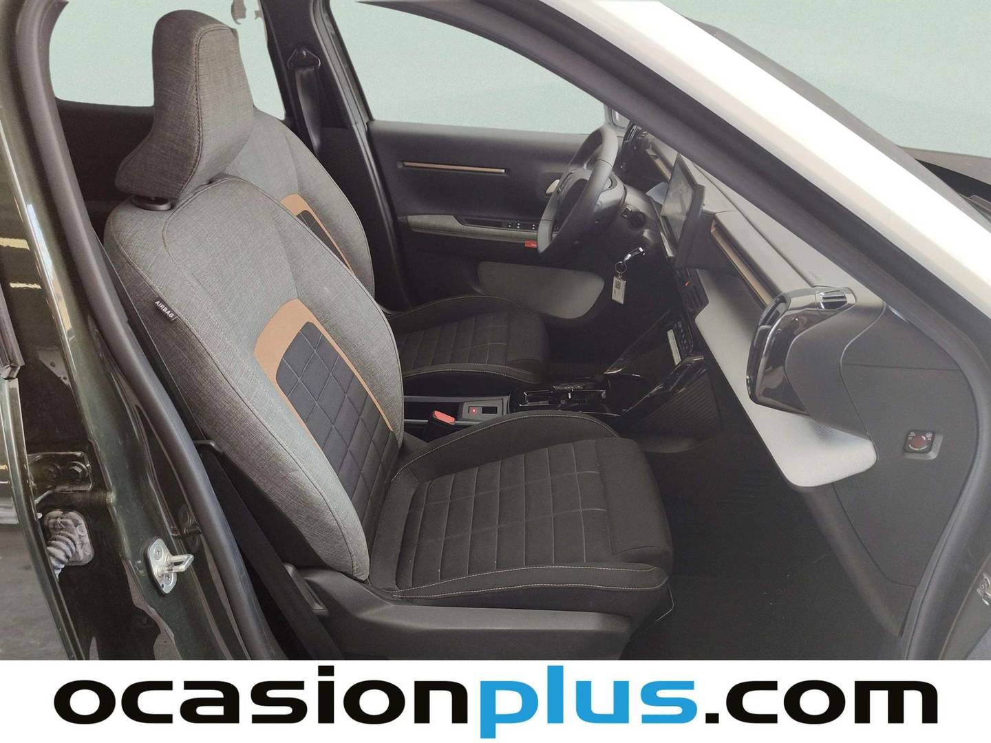 Citroën C3 Aircross Citroën C3 Aircross Hybrid 145 Plus e-DCS6 (145 CV) híbrido