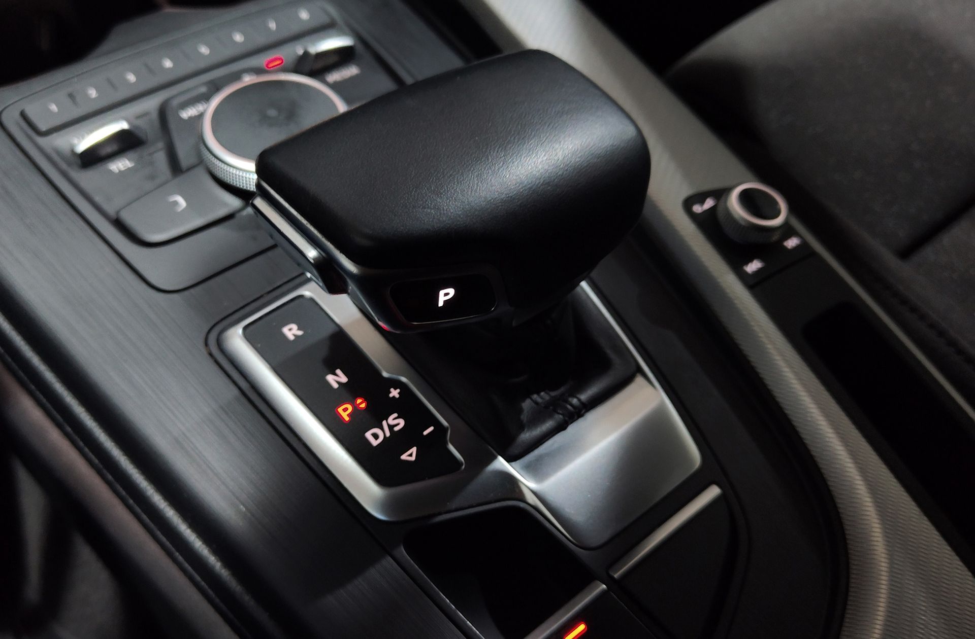 Audi A4 Avant 40 g-tron S-Tronic Pack S-Line - foto 6