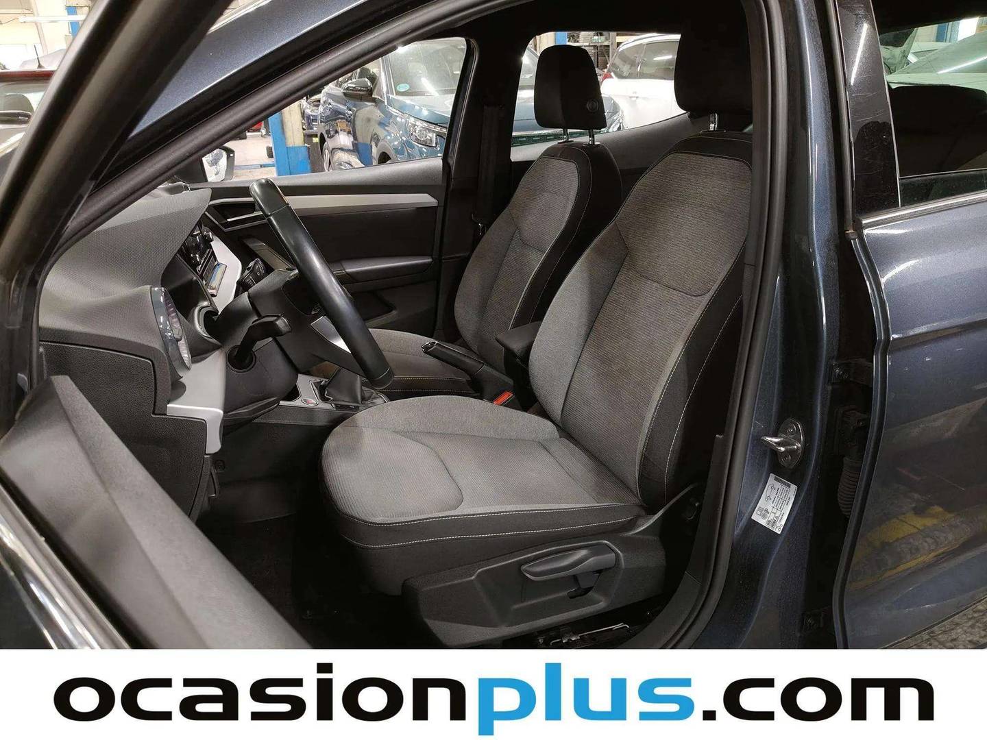 Foto asientos delanteros Seat Ibiza SEAT Ibiza 1.0 TSI S&S Special Edition Xcellence (115 CV)