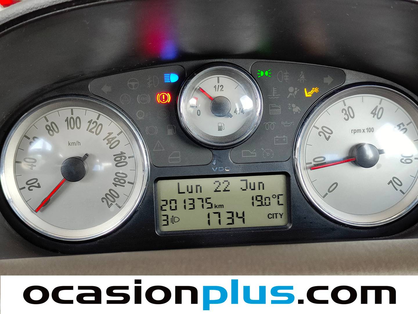 Equipamiento del Lancia Ypsilon Lancia Ypsilon 1.3 JTD Platino (90 CV)