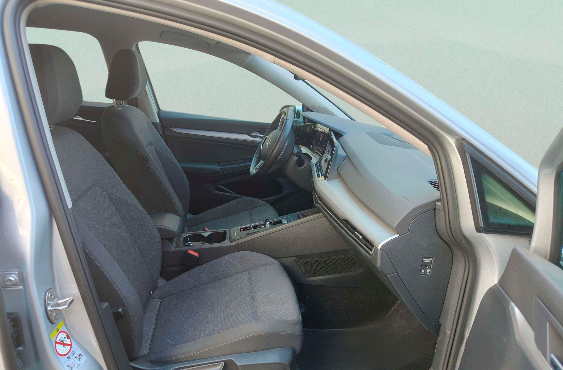 Volkswagen Golf Life 1.5 eTSI DSG - foto 17