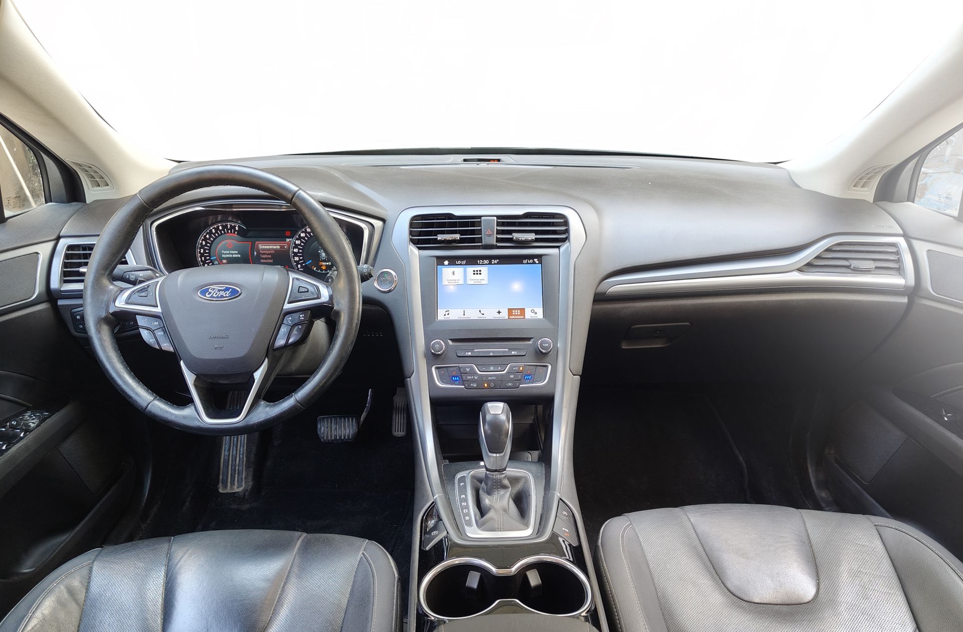 Ford Mondeo 1.5 EcoBoost Titanium Powershift - foto 7