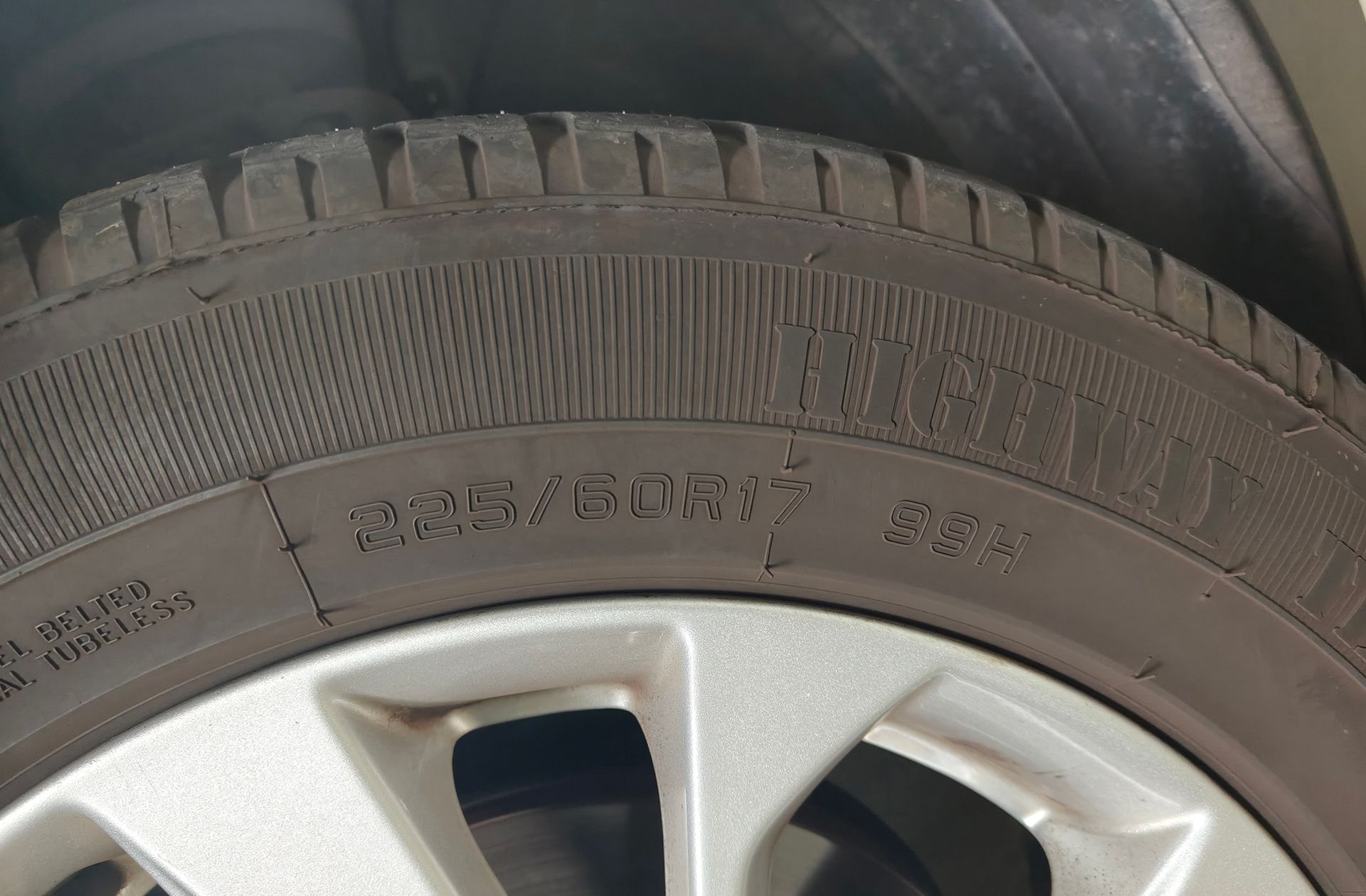 Hyundai Tucson 1.6 CRDi 48V SLE 4x2 - foto 29
