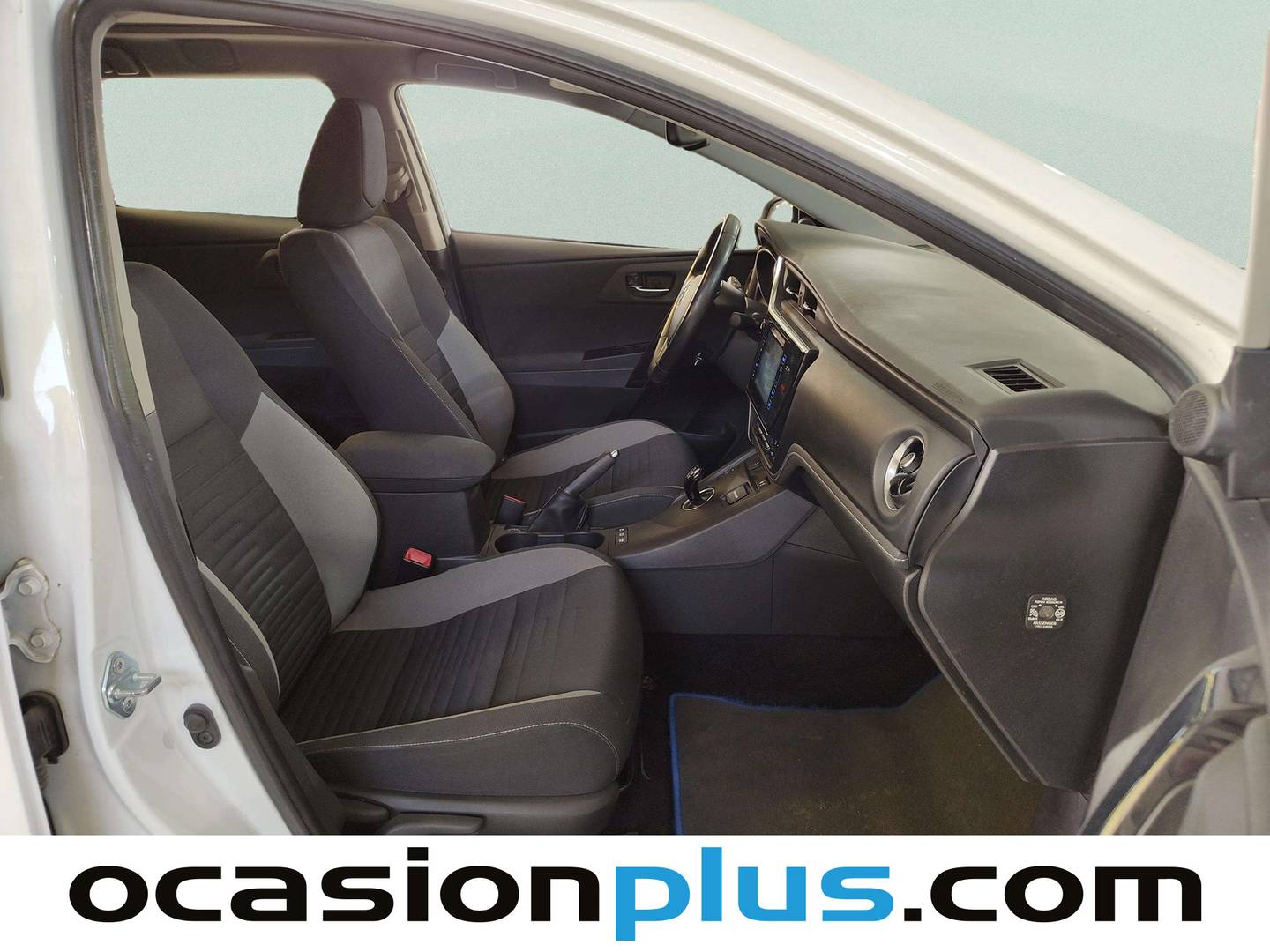 Toyota Auris Toyota Auris 140H Touring Sports Active (136 CV) km 0