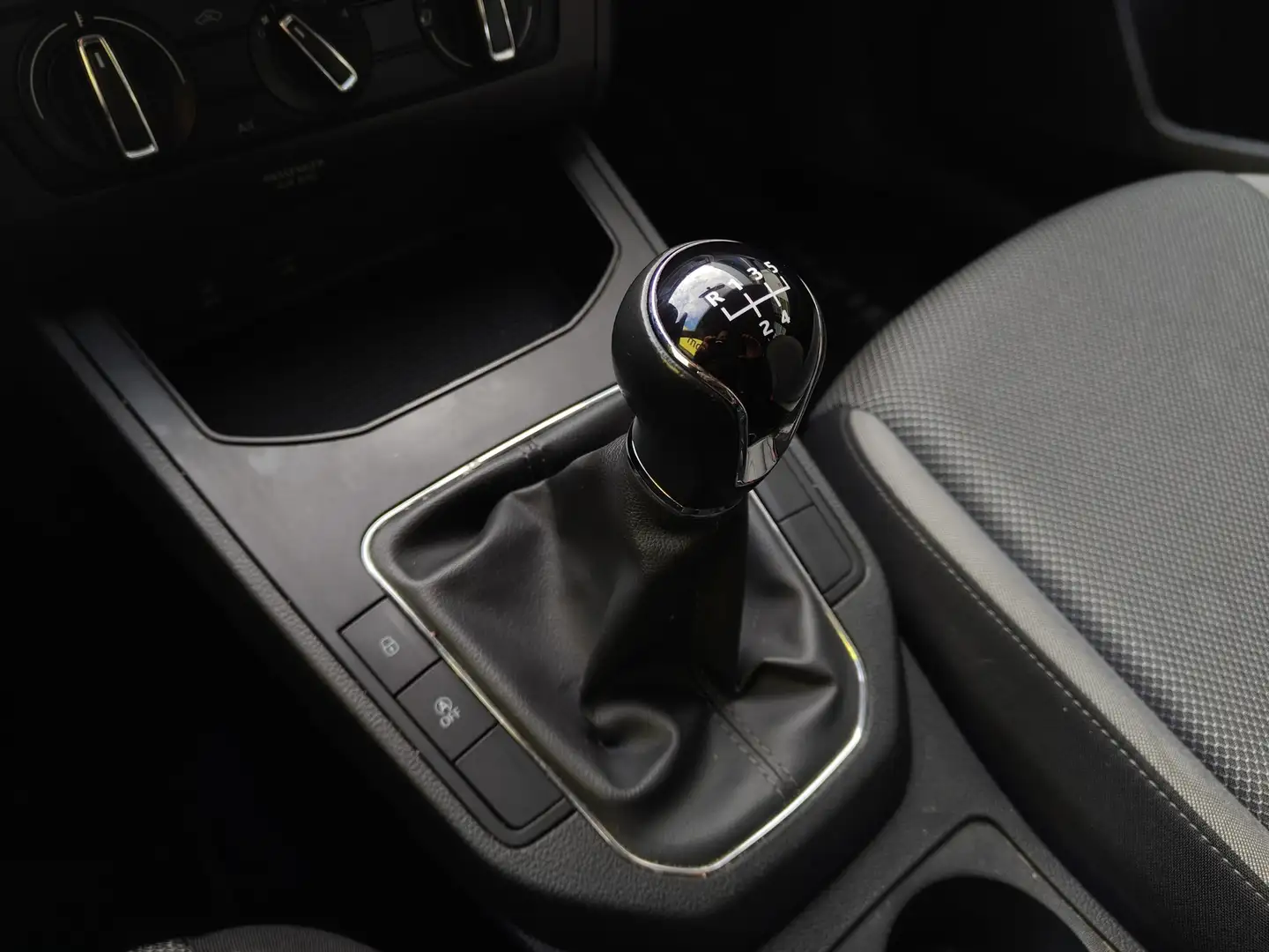 Foto Seat Ibiza SEAT Ibiza 1.0 MPI Style (80 CV)