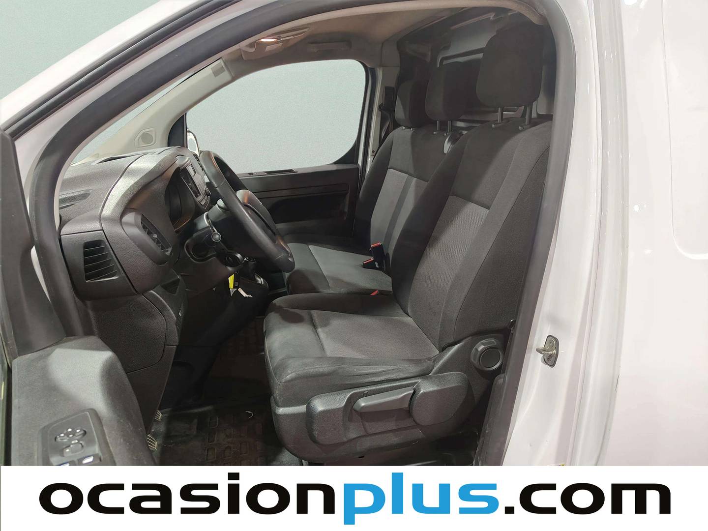 Foto asientos delanteros Citroën Jumpy Citroen Jumpy Furgon BlueHDi 100 Talla M (102 CV)