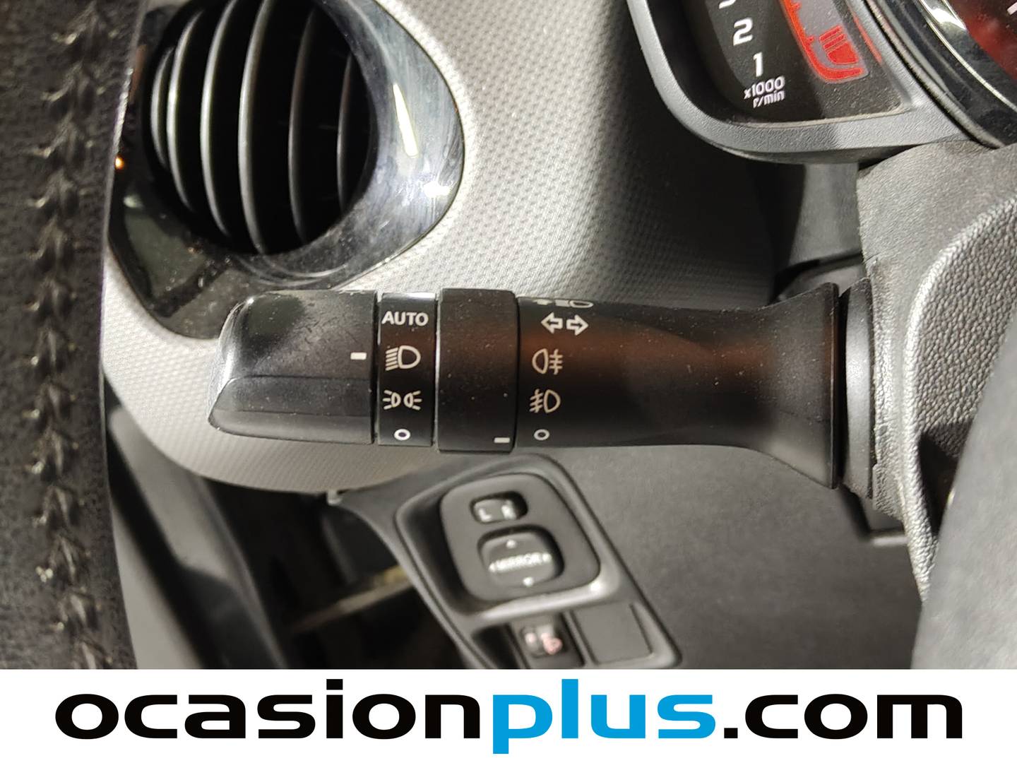 Foto Peugeot 108 Peugeot 108 1.0 VTI Top! Allure (72 CV)