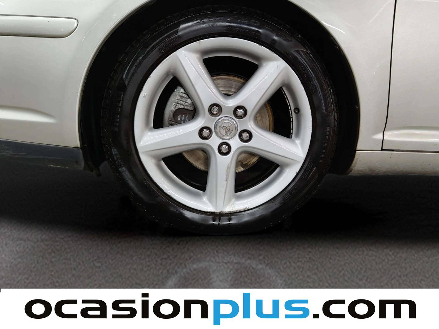 Extras del Toyota Avensis Toyota Avensis 2.2 D-4D Executive (150 CV)