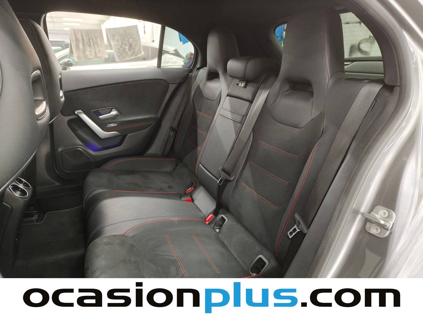 Foto asientos traseros Mercedes Clase A Mercedes-Benz Clase A 180 d (116 CV) Pack AMG