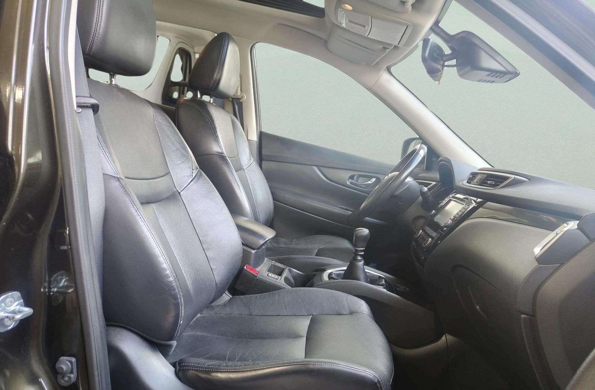 Nissan X-Trail dCi 130 Tekna 4x2 - foto 21
