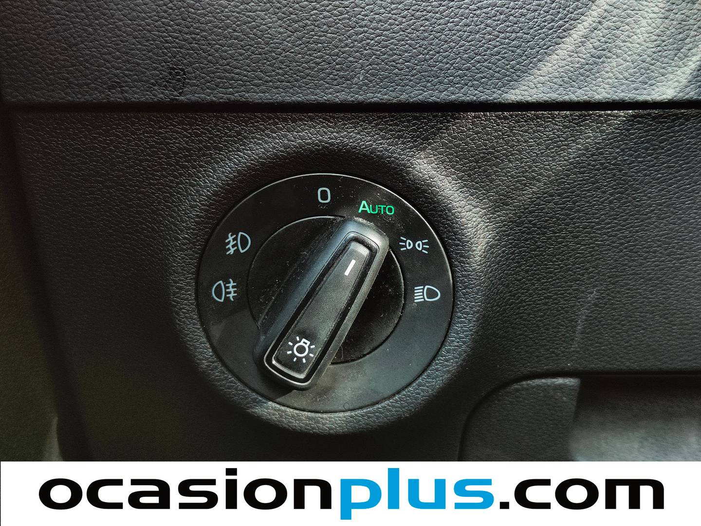 Foto Skoda Karoq Skoda Karoq 1.5 TSI ACT Sportline DSG (150 CV)