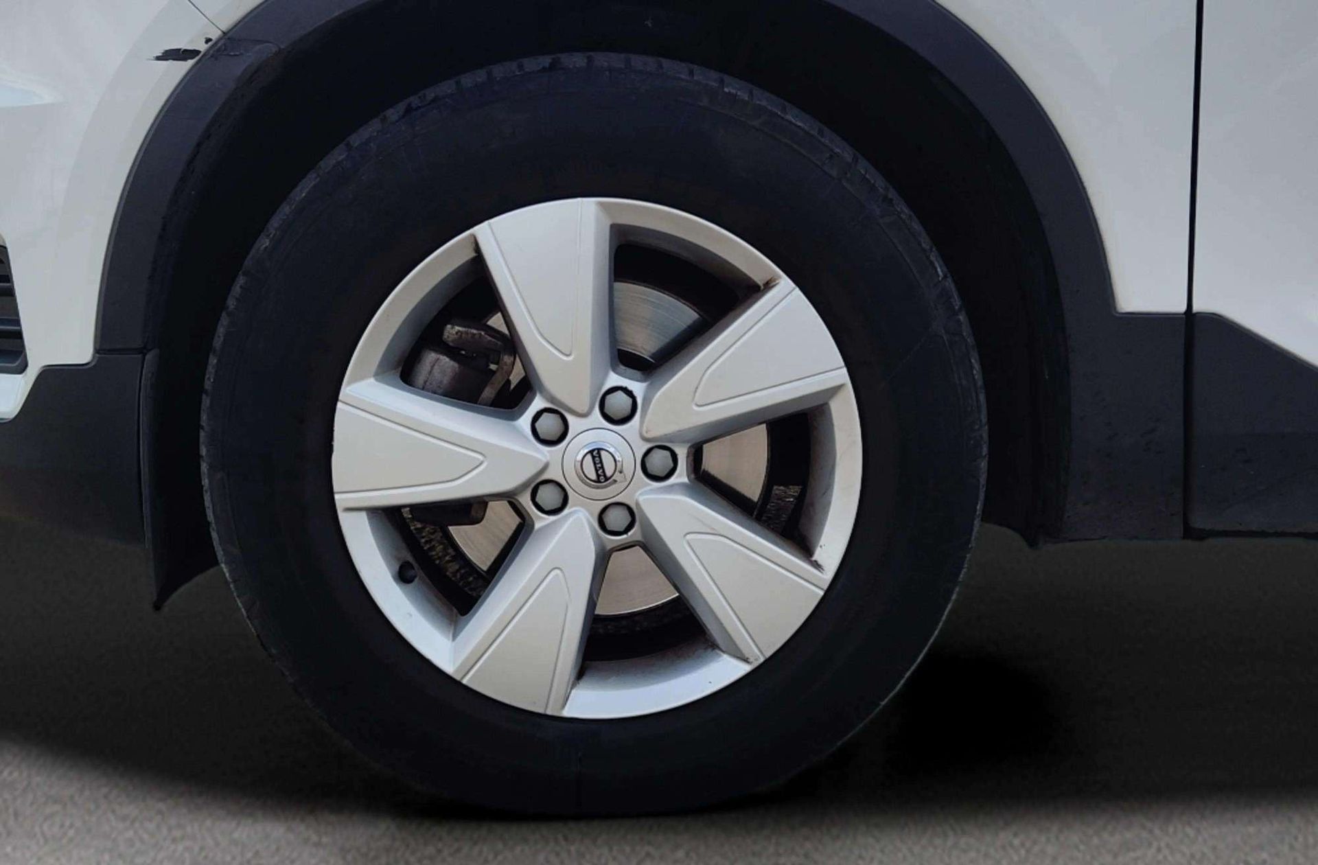 Volvo XC40 T4 - foto 34