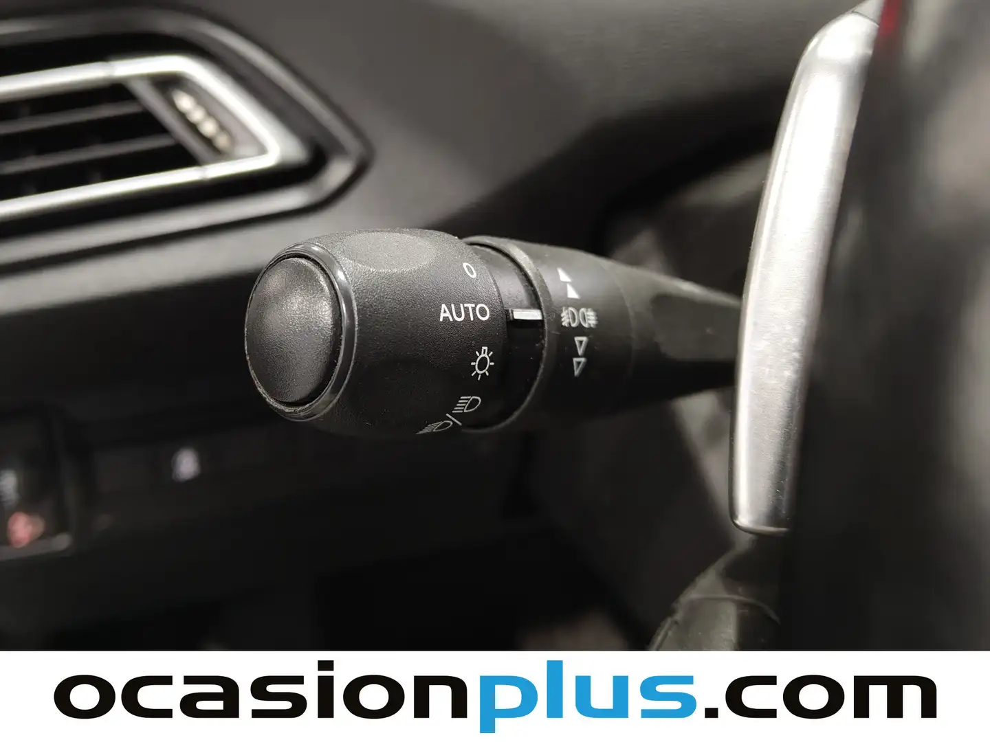 Foto Peugeot 308 Peugeot 308 PureTech 130 S&S Style Auto (130 CV)