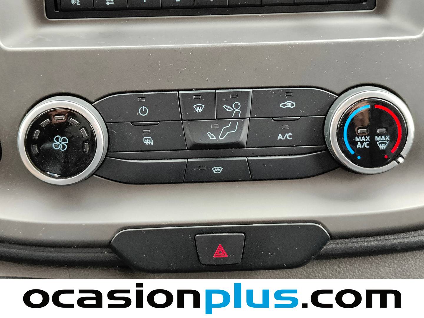 Extras del Ford Transit Ford Transit 350 L3H2 Trend FWD (130 CV)
