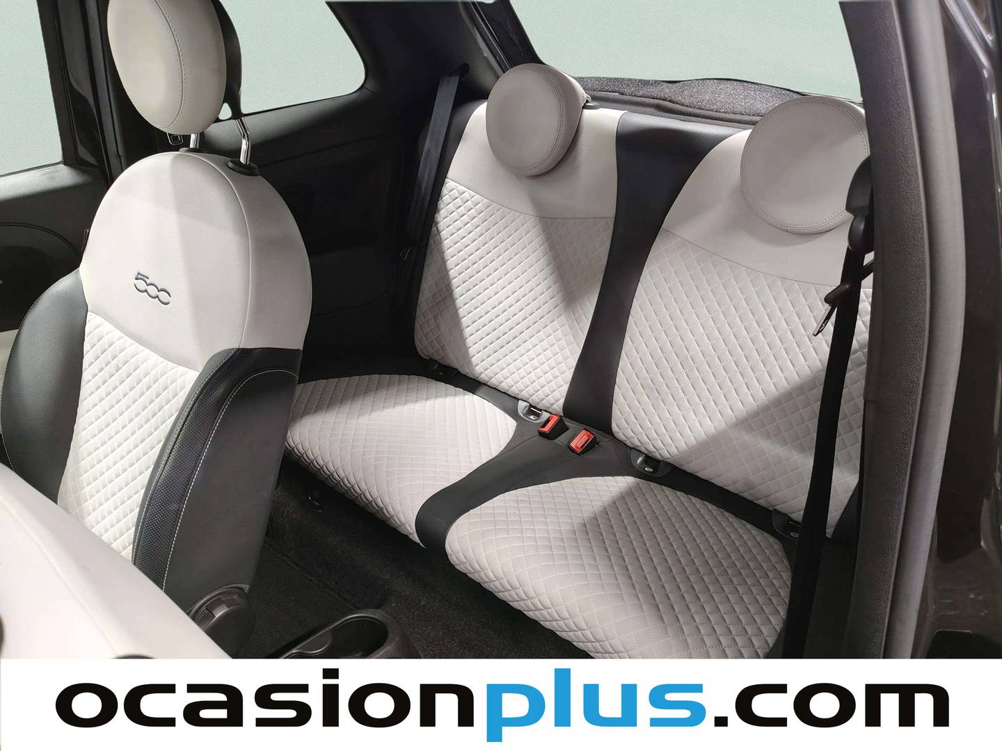 Foto asientos traseros Fiat 500 Fiat 500 1.0 Hybrid Dolcevita (70 CV)