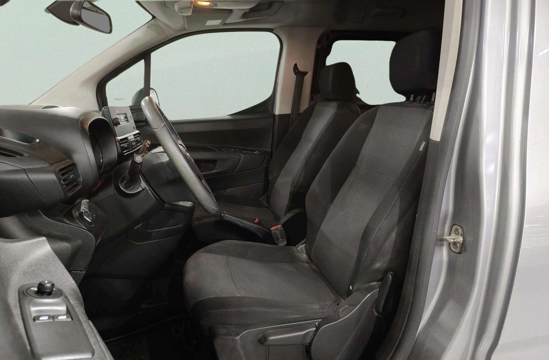 Opel Combo 1.5 TD Expression L - foto 9