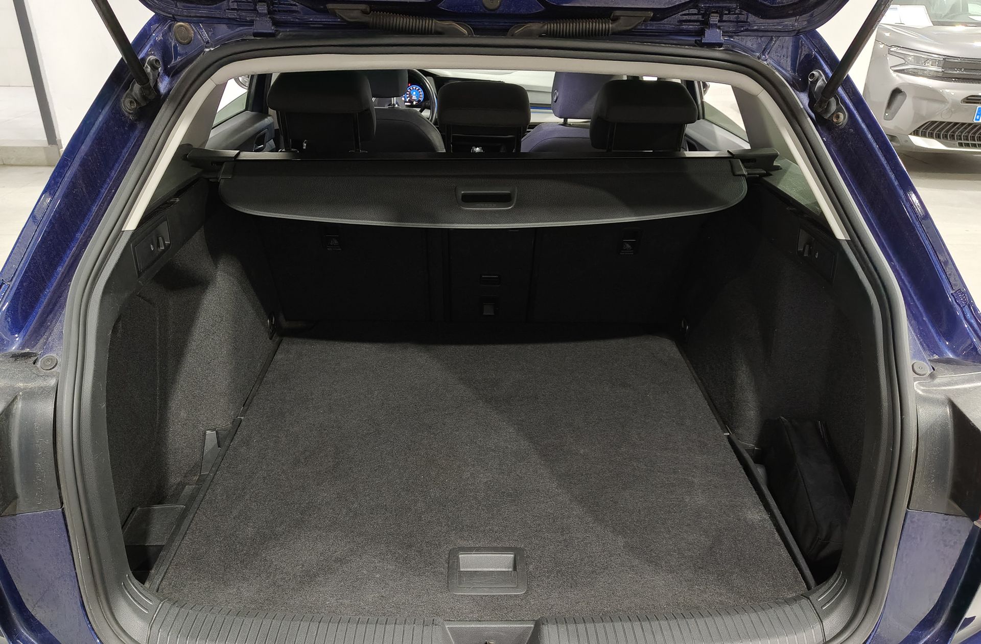 Volkswagen Golf Variant Life 2.0 TDI - foto 17