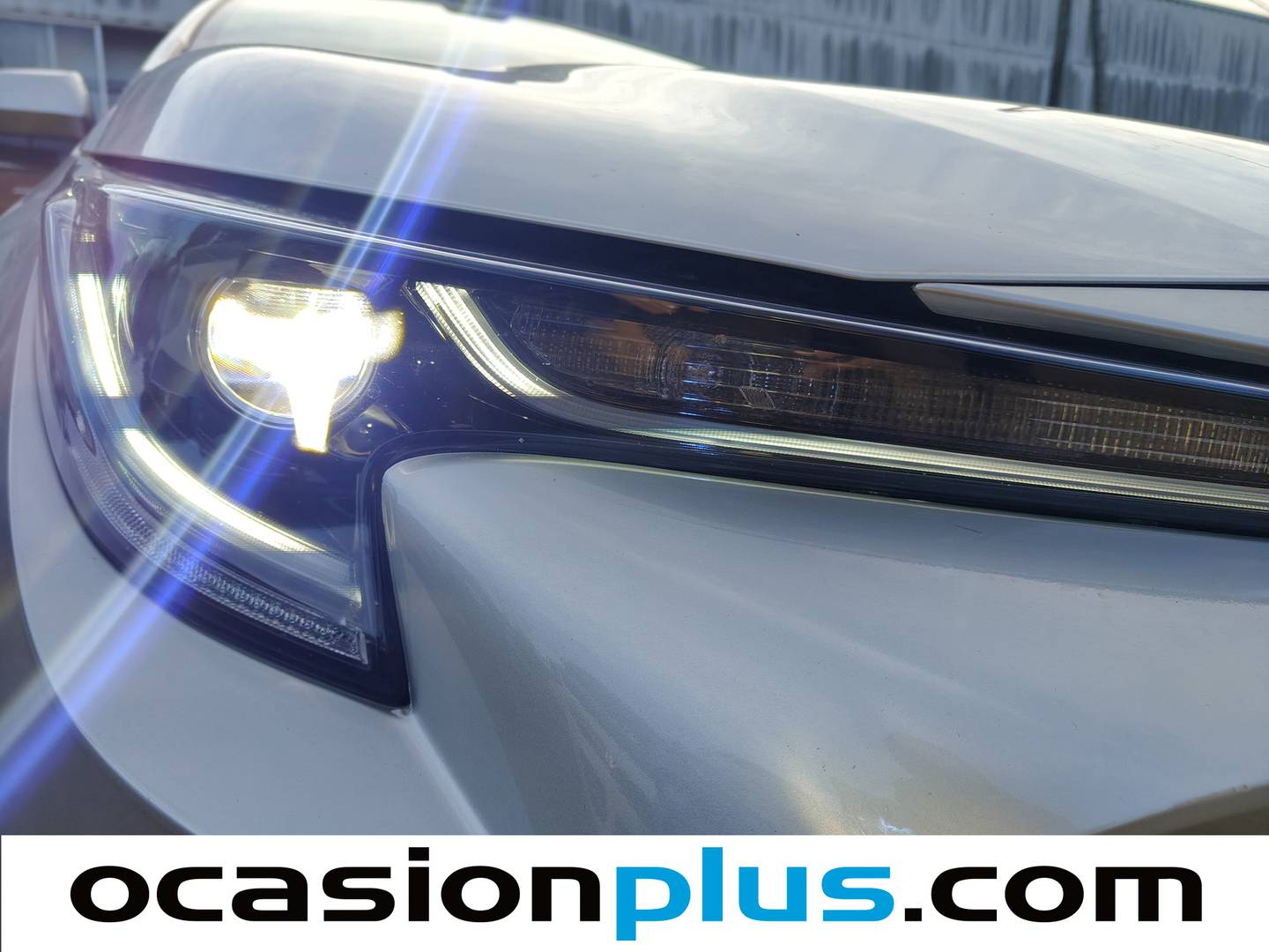 Foto Toyota Corolla Toyota Corolla Touring Sports 180H Style E-CVT (180 CV)