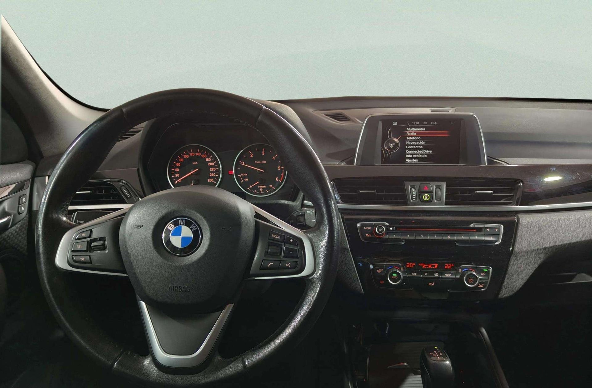 BMW X1 sDrive18d - foto 22
