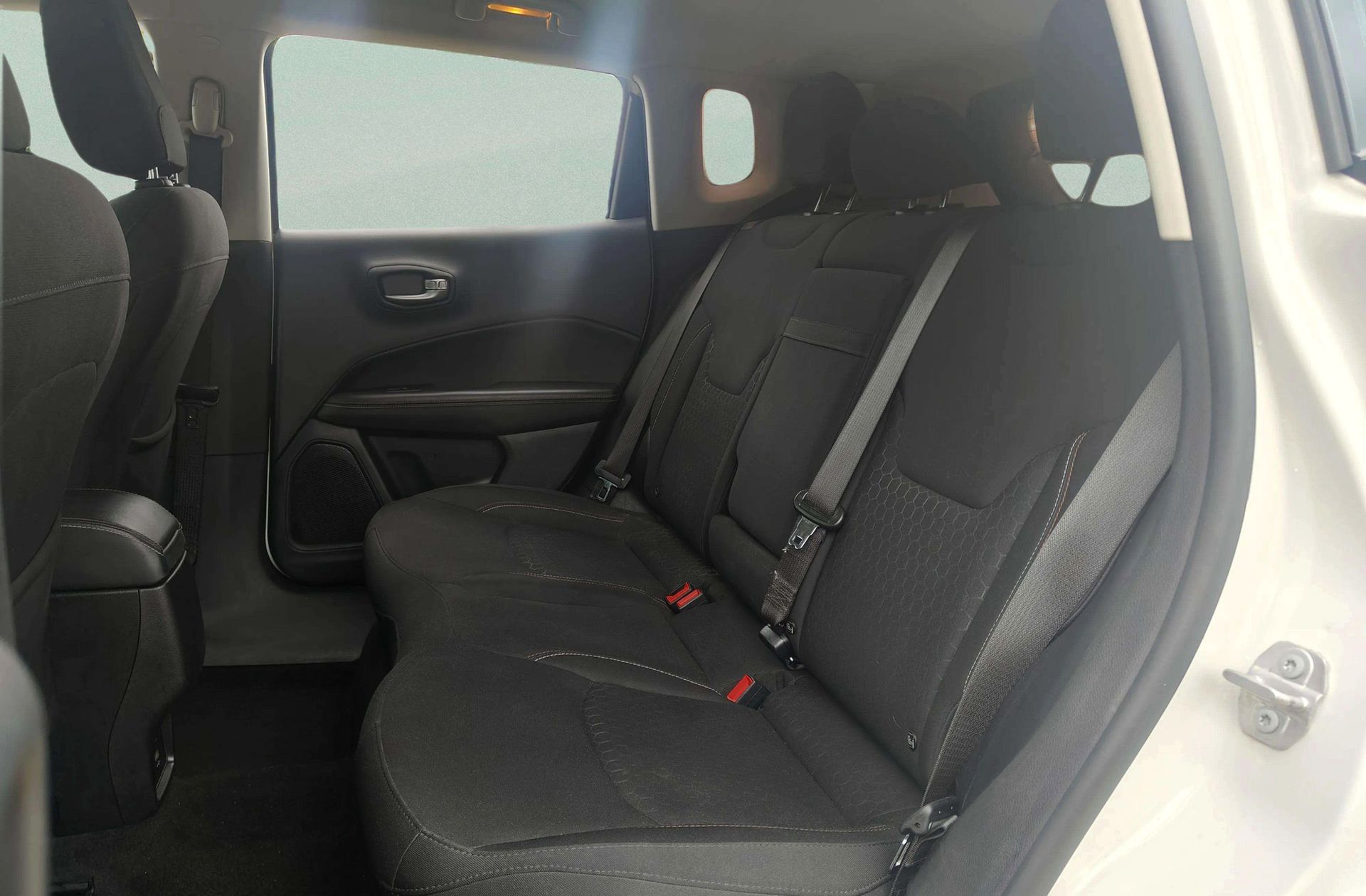 Jeep Compass 1.3 Gse T4 Longitude FWD - foto 9