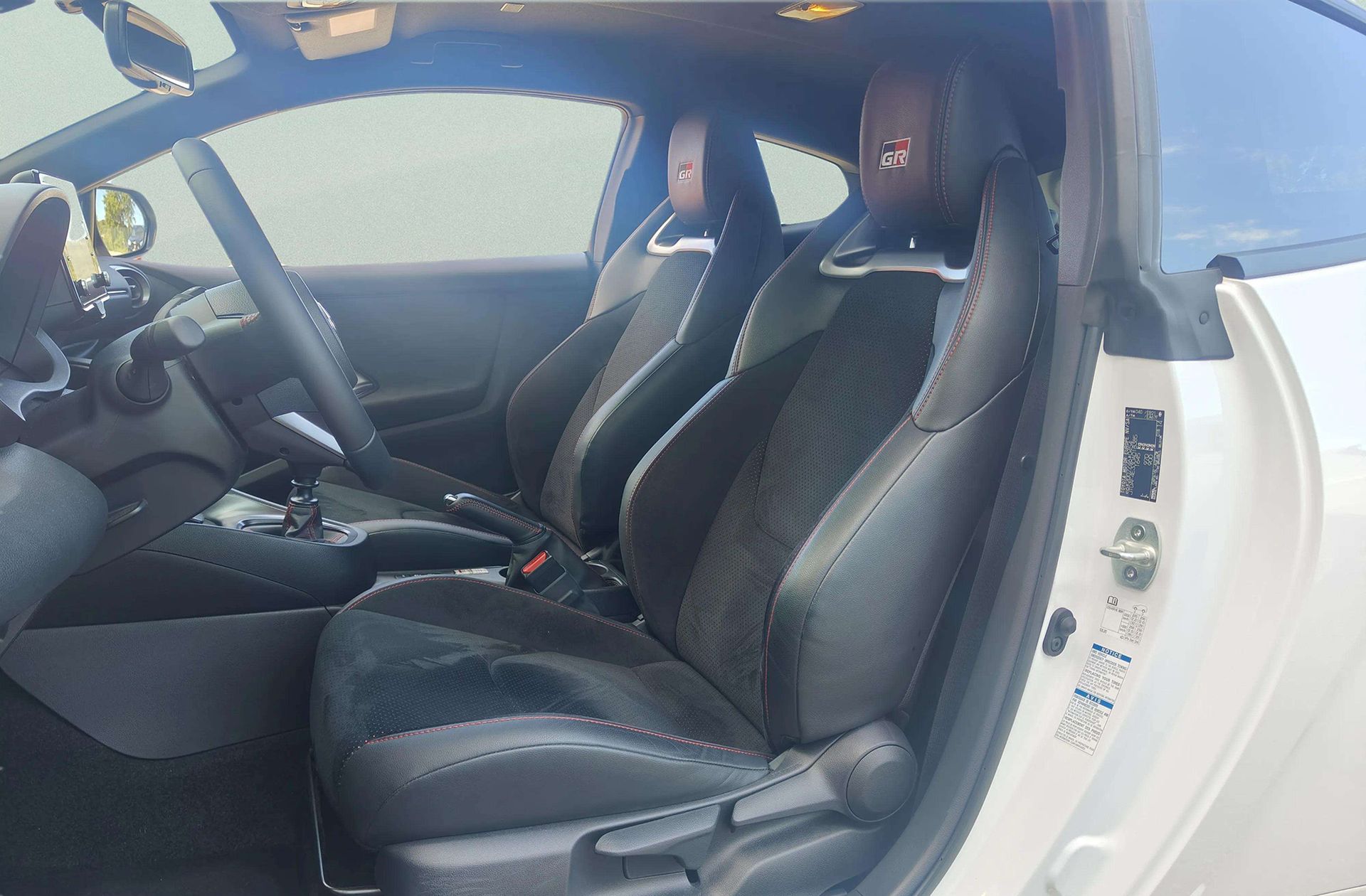 Toyota GR Yaris 1.6 RZ - foto 12