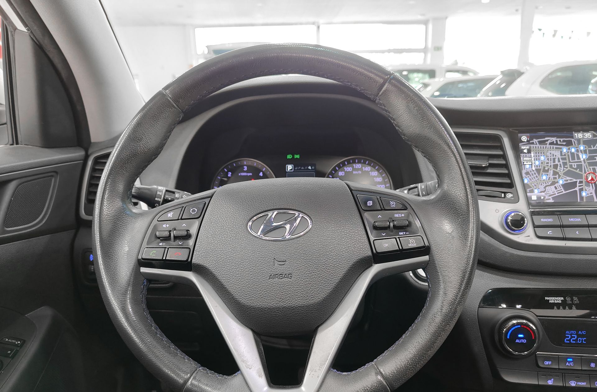 Hyundai Tucson 2.0 CRDi Tecno Sky 4x4 - foto 24