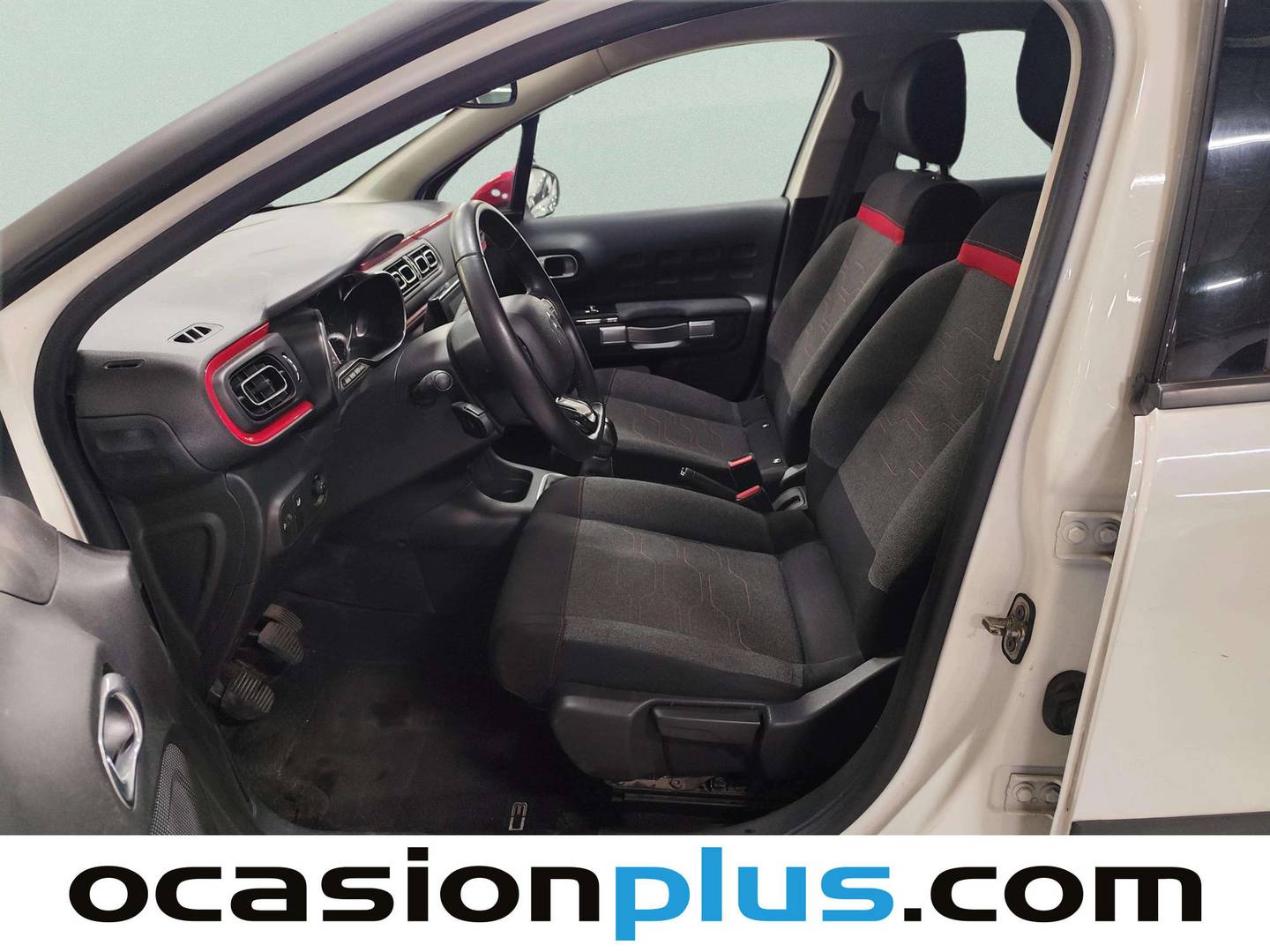 Foto asientos delanteros Citroën C3 Citroën C3 PureTech 82 Shine (82 CV)
