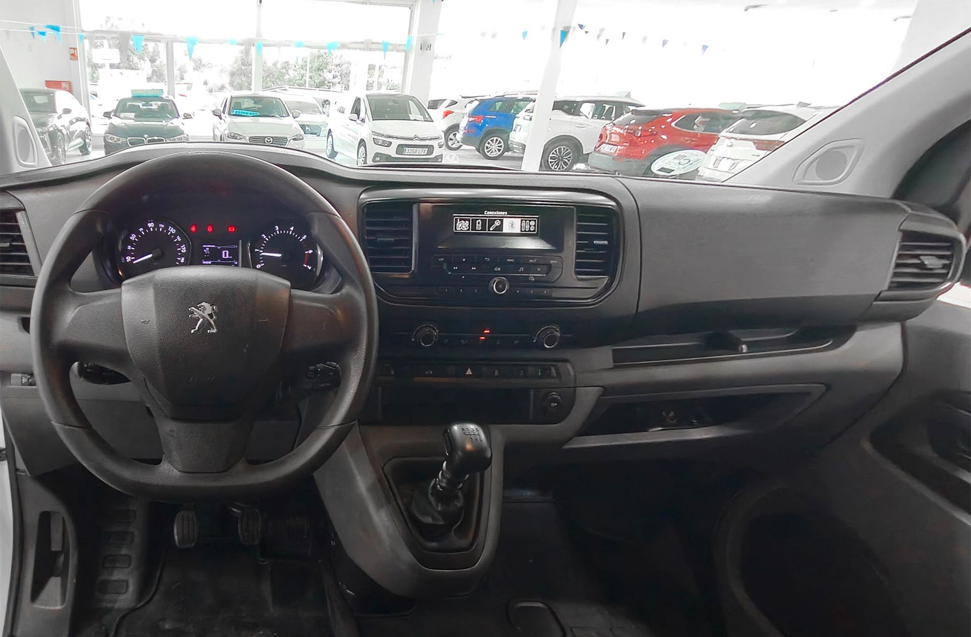 Peugeot Expert Furgon BlueHDi 120 Pro Standard - foto 6