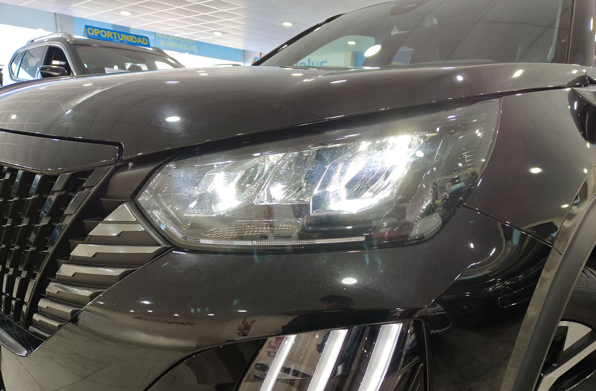 Peugeot 2008 Allure Hybrid eDCS6 - foto 14