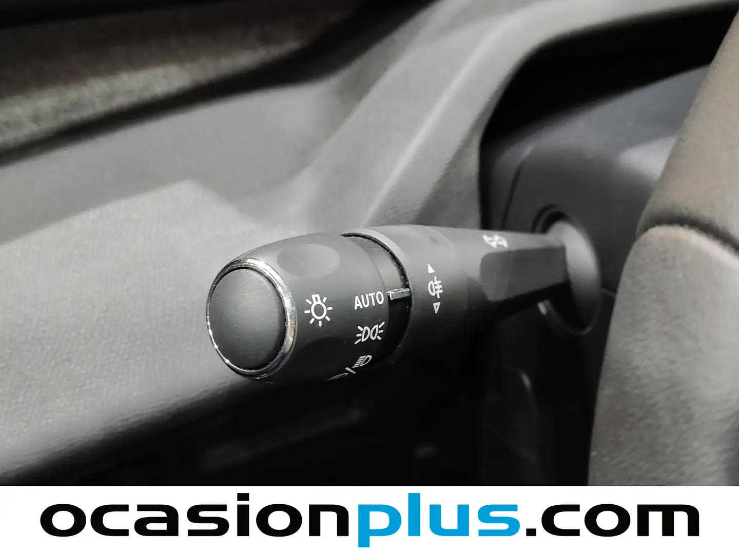 Foto Peugeot 308 Peugeot 308 Allure Hybrid eDCS6 (145 CV)