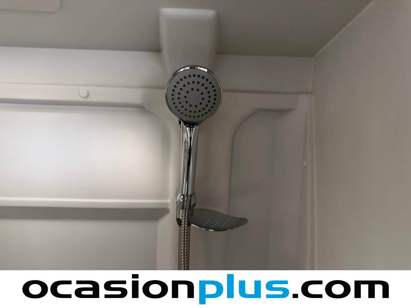 Paquetes del Iveco Daily Iveco Daily 2.3 TD 35S 16S V 3520L/H2 Blue Power (156 CV) 3 Plazas Camperizada