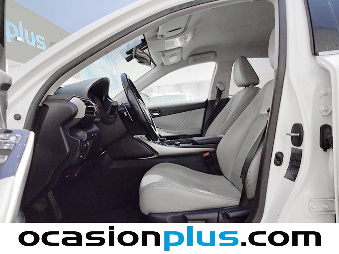 Foto Lexus IS Lexus IS 300h Executive sedan (223 CV)