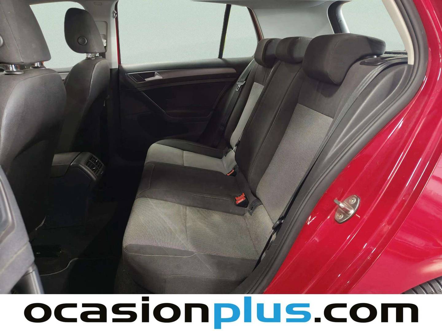 Foto asientos traseros Volkswagen Golf Volkswagen Golf Business 1.6 TDI BMT (110 CV)