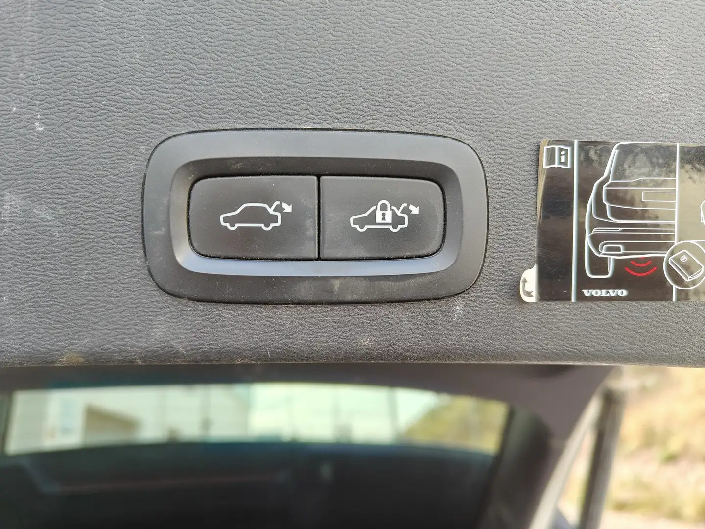 Foto Volvo XC40 Volvo XC40 T3 Momentum Pro  (163 CV)