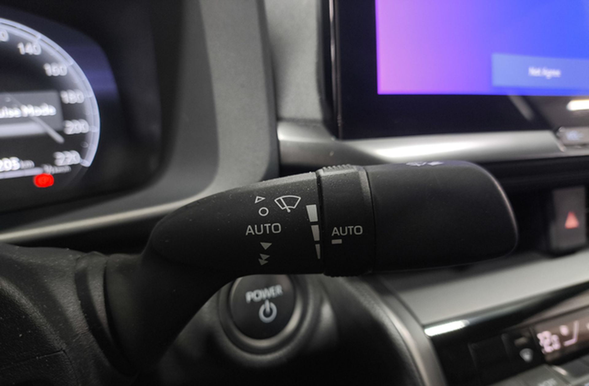 Toyota C-HR 140H Advance - foto 30
