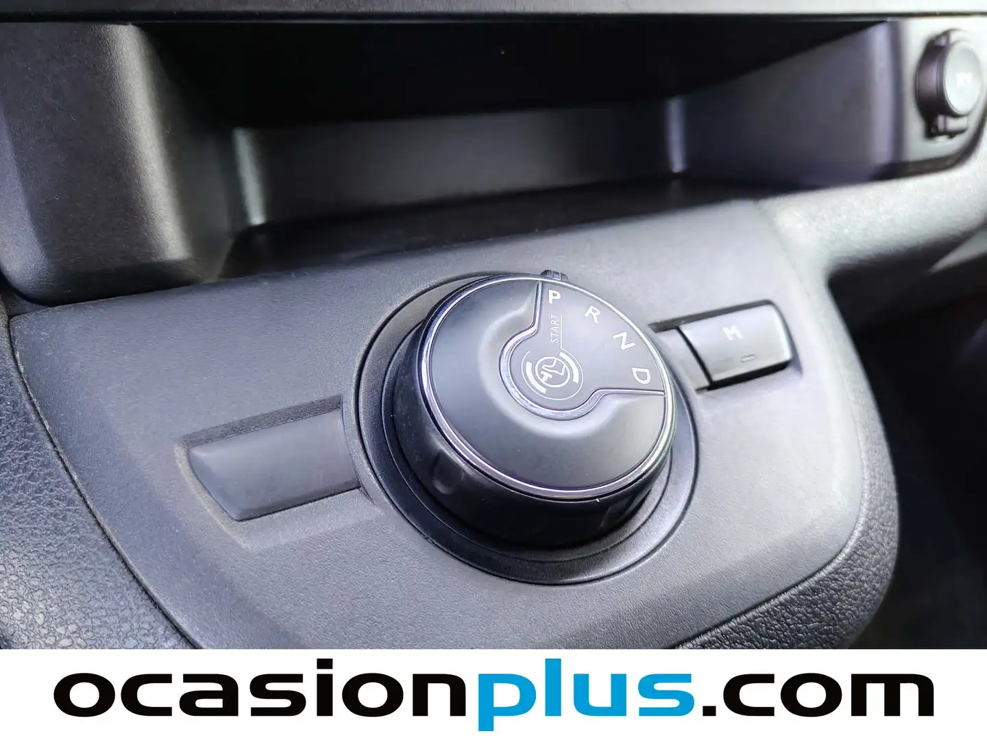 Foto Peugeot Traveller Peugeot Traveller 2.0 BlueHDi Long Business EAT8 (180 CV) 9 Plazas