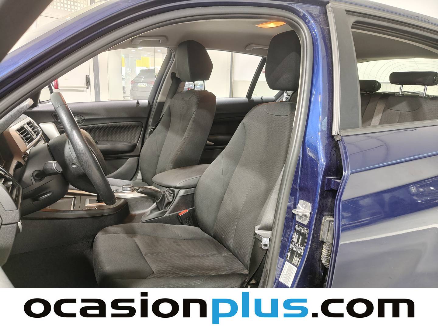 Foto asientos delanteros BMW Serie 1 BMW Serie 1 118i (136 CV)