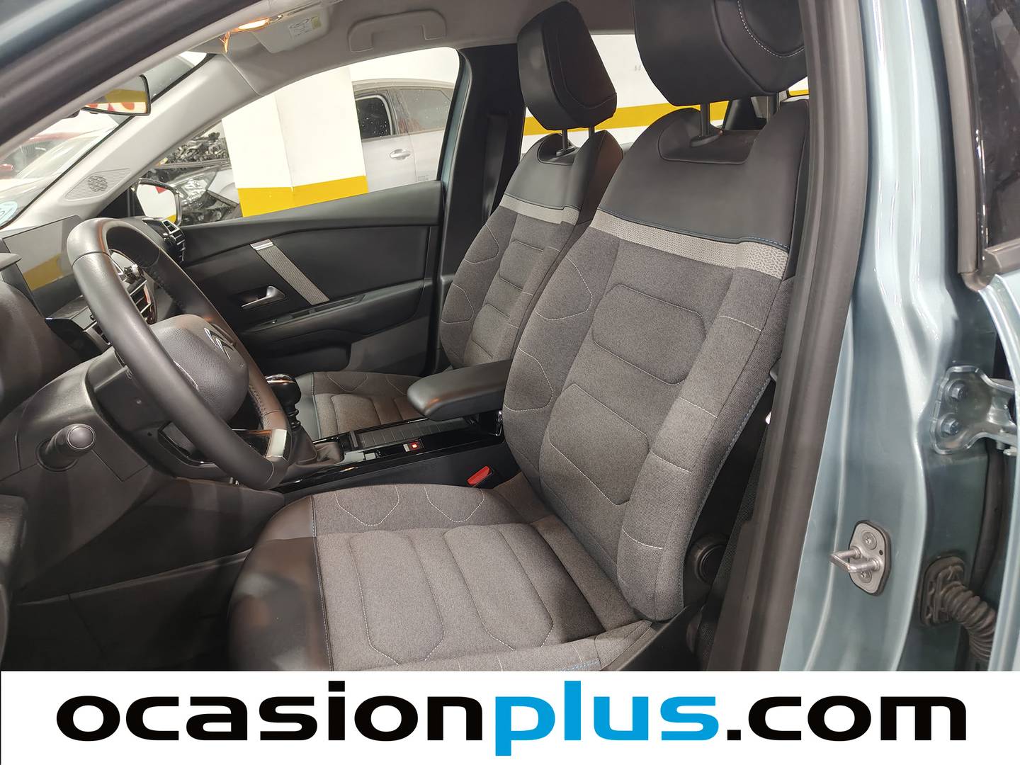 Foto asientos delanteros Citroën C4 Citroën C4 PureTech 130 S&S 6v Feel Pack (130 CV)