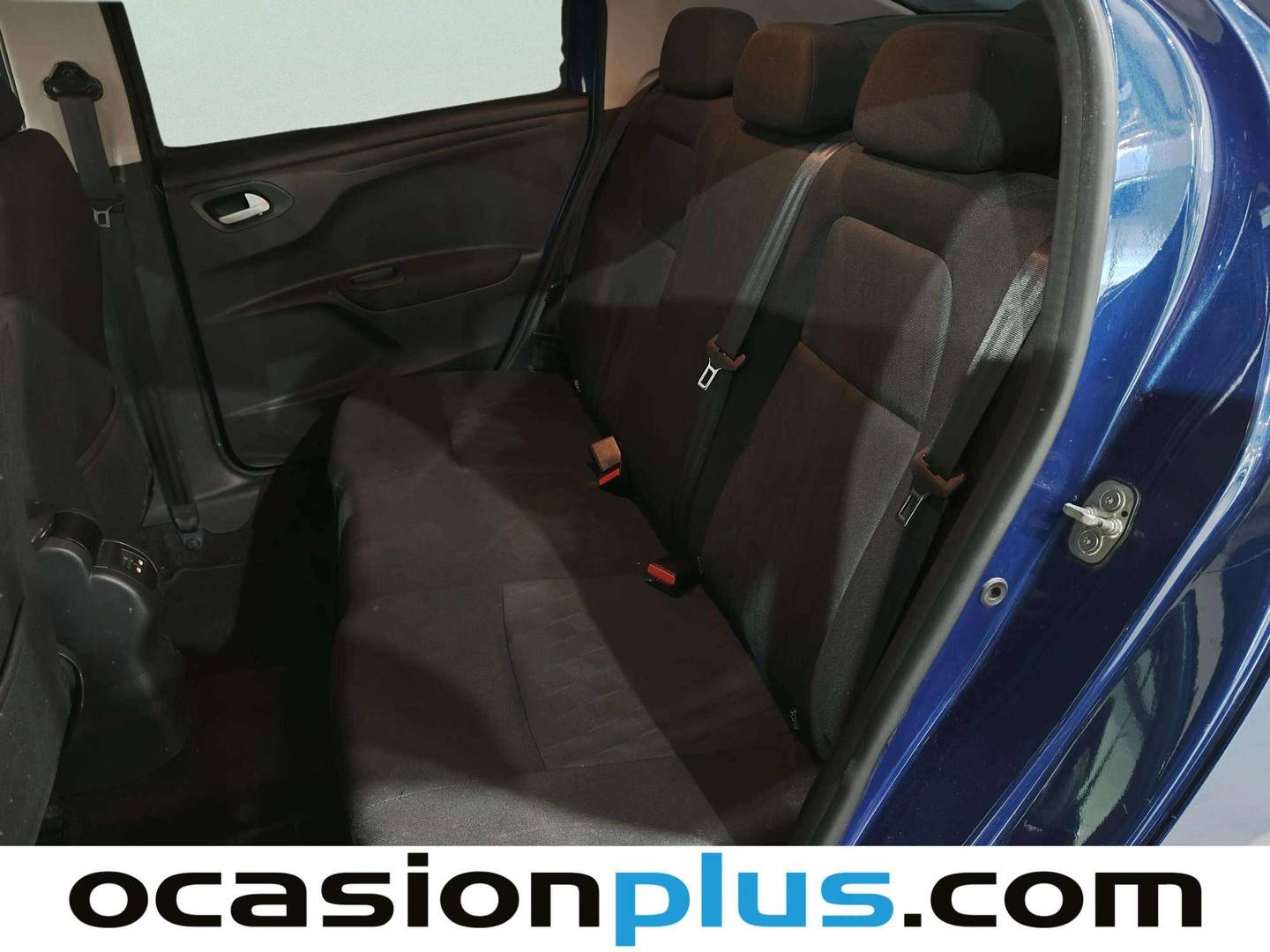 Foto asientos traseros Citroën C-Elysée Citroen C-Elysee BlueHDi 100 Shine (102 CV)